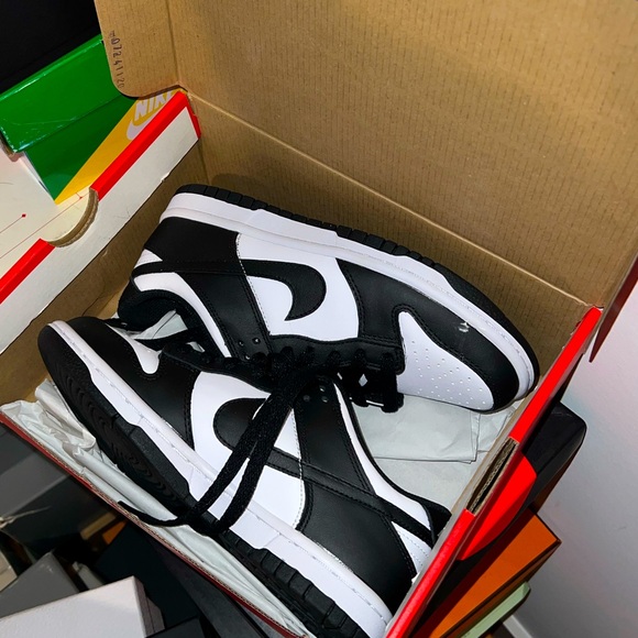 Shoes - Nike Black and White Sneakers